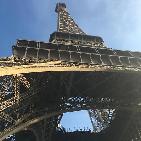Séjour chez l'habitant A Au Calme *