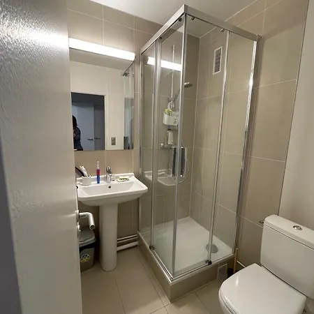 Séjour chez l'habitant A Au Calme Paris